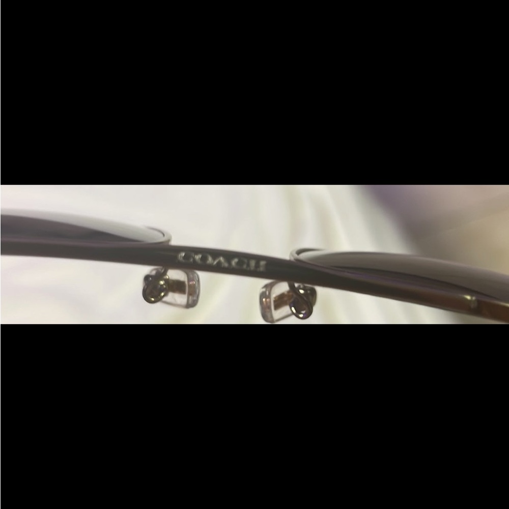 Coach sun glasses - Picture 3 of 3